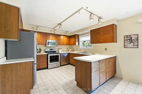51 Crooked Stick Road Vaughan ON L4K 1P4