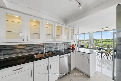 40 Harding Boulevard W Richmond Hill ON L4C 9S5