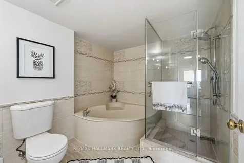 40 Harding Boulevard W Richmond Hill ON L4C 9S5
