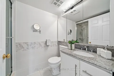 40 Harding Boulevard W Richmond Hill ON L4C 9S5