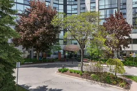40 Harding Boulevard W Richmond Hill ON L4C 9S5