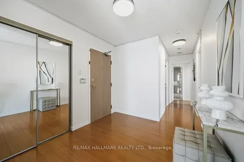 40 Harding Boulevard W Richmond Hill ON L4C 9S5