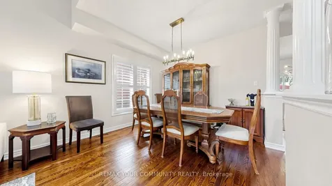 10 Caymus Street Richmond Hill ON L4B 4G3