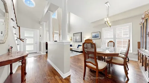 10 Caymus Street Richmond Hill ON L4B 4G3