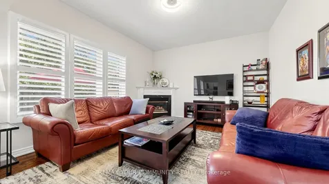 10 Caymus Street Richmond Hill ON L4B 4G3