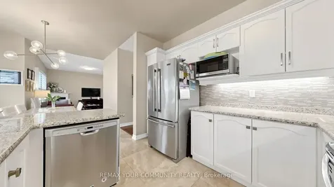 10 Caymus Street Richmond Hill ON L4B 4G3