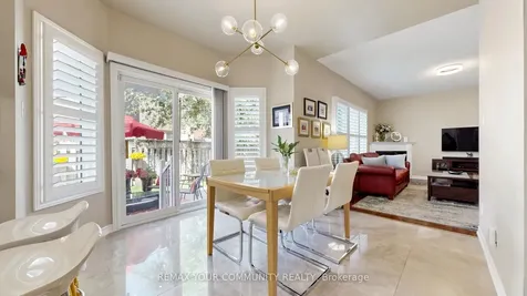 10 Caymus Street Richmond Hill ON L4B 4G3