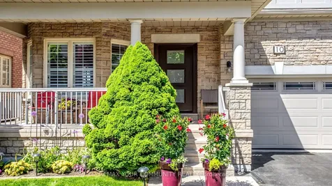10 Caymus Street Richmond Hill ON L4B 4G3