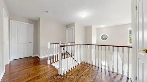10 Caymus Street Richmond Hill ON L4B 4G3