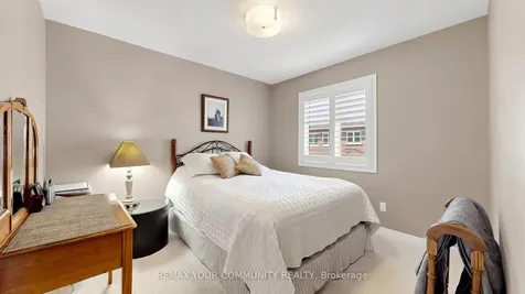 10 Caymus Street Richmond Hill ON L4B 4G3