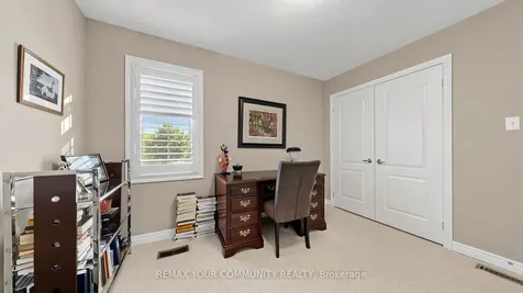 10 Caymus Street Richmond Hill ON L4B 4G3
