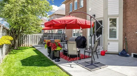 10 Caymus Street Richmond Hill ON L4B 4G3