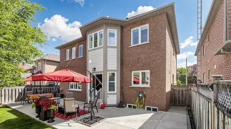 10 Caymus Street Richmond Hill ON L4B 4G3