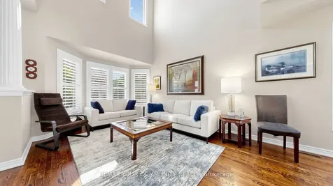 10 Caymus Street Richmond Hill ON L4B 4G3