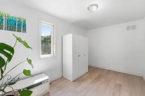 147 Murphy Road Essa ON L0M 1B1
