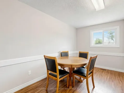 21 Metro Road S Georgina ON L4P 1V7