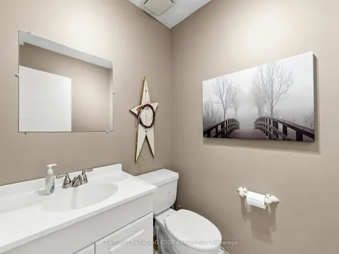 21 Metro Road S Georgina ON L4P 1V7