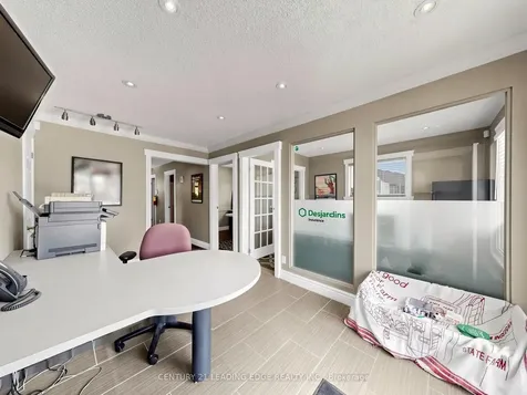 21 Metro Road S Georgina ON L4P 1V7