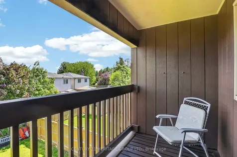 251 Collings Avenue Bradford West Gwillimbury ON L3Z 1W4