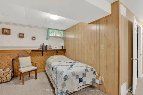 251 Collings Avenue Bradford West Gwillimbury ON L3Z 1W4