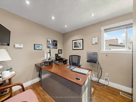 21 Metro Road S Georgina ON L4P 1V7