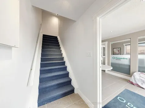 21 Metro Road S Georgina ON L4P 1V7
