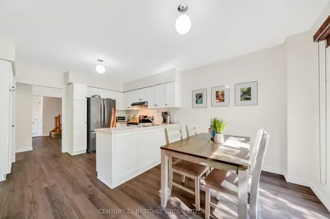 403 Bartholomew Drive Newmarket ON L3X 2E7