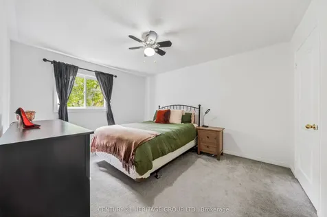 403 Bartholomew Drive Newmarket ON L3X 2E7