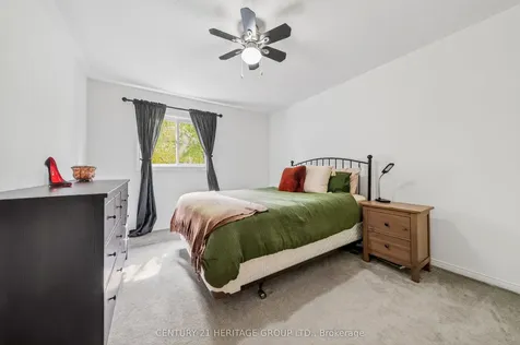 403 Bartholomew Drive Newmarket ON L3X 2E7