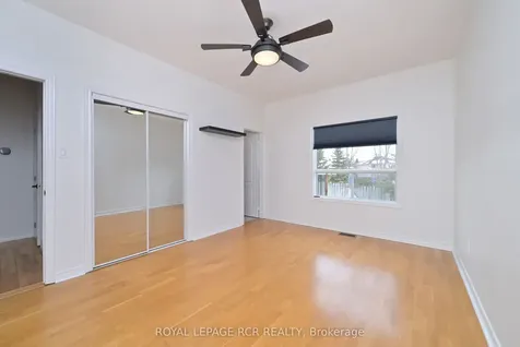 29 Depeuter Crescent Bradford West Gwillimbury ON L3Z 3A3