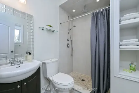 29 Depeuter Crescent Bradford West Gwillimbury ON L3Z 3A3