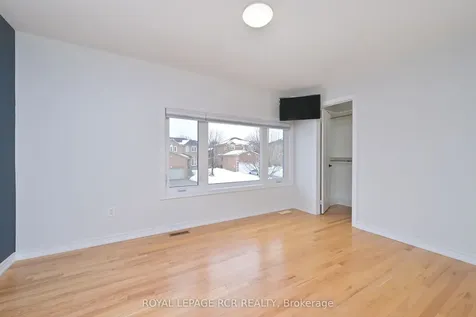 29 Depeuter Crescent Bradford West Gwillimbury ON L3Z 3A3