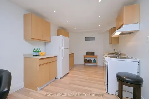 29 Depeuter Crescent Bradford West Gwillimbury ON L3Z 3A3