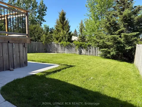 29 Depeuter Crescent Bradford West Gwillimbury ON L3Z 3A3