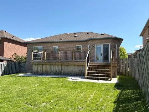 29 Depeuter Crescent Bradford West Gwillimbury ON L3Z 3A3