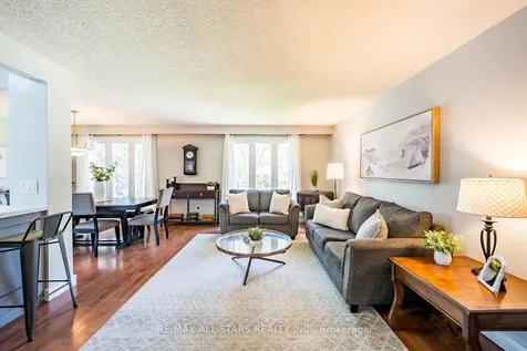 77 Dorman Drive Whitchurch-stouffville ON L4A 5Z7