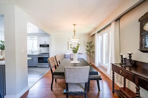 77 Dorman Drive Whitchurch-stouffville ON L4A 5Z7