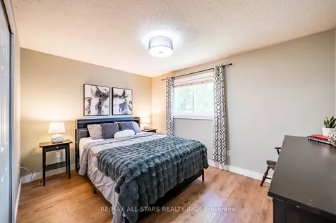 77 Dorman Drive Whitchurch-stouffville ON L4A 5Z7