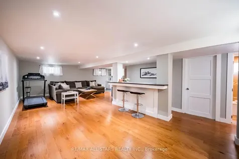 77 Dorman Drive Whitchurch-stouffville ON L4A 5Z7
