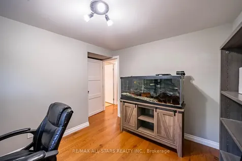 77 Dorman Drive Whitchurch-stouffville ON L4A 5Z7
