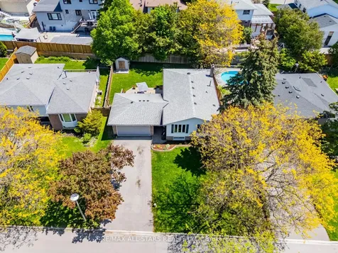 77 Dorman Drive Whitchurch-stouffville ON L4A 5Z7