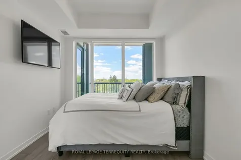 3 Rosewater Street Richmond Hill ON L4C 5T6