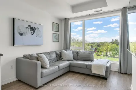 3 Rosewater Street Richmond Hill ON L4C 5T6
