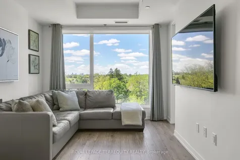 3 Rosewater Street Richmond Hill ON L4C 5T6
