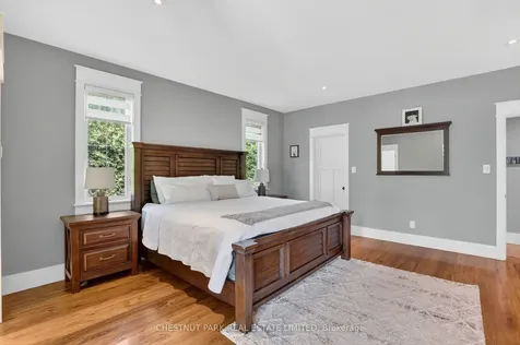 153 Riveredge Drive Georgina ON L4P 2P4