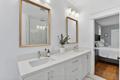 153 Riveredge Drive Georgina ON L4P 2P4