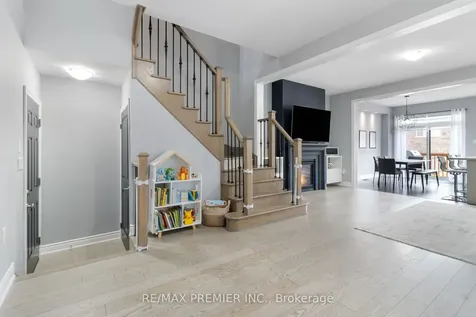 230 Cranbrook Crescent Vaughan ON L4H 4K9