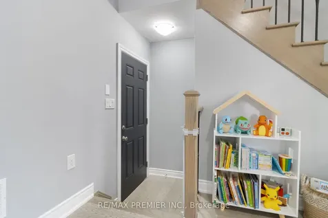 230 Cranbrook Crescent Vaughan ON L4H 4K9