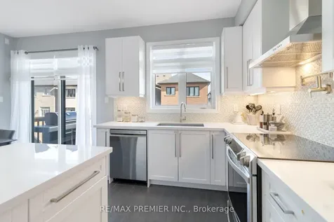 230 Cranbrook Crescent Vaughan ON L4H 4K9