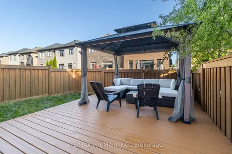 230 Cranbrook Crescent Vaughan ON L4H 4K9